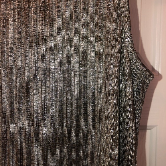 kensie Women's Foiled Rib Shift Swing Dress - Picture 3 of 4